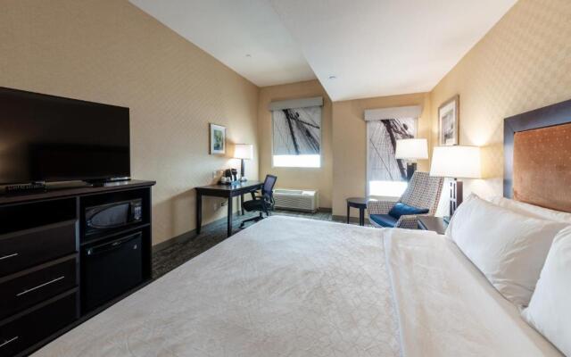 Holiday Inn Express Hotel & Suites Riverport Richmond, an IHG Hotel