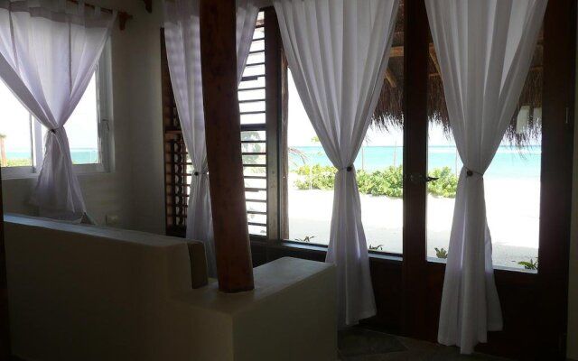 Almaplena Eco Beach Resort