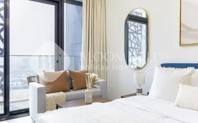 Bloomfields Homey Stu The Gate Masdar