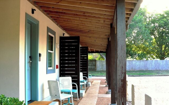 The Dixie Motel Brenham