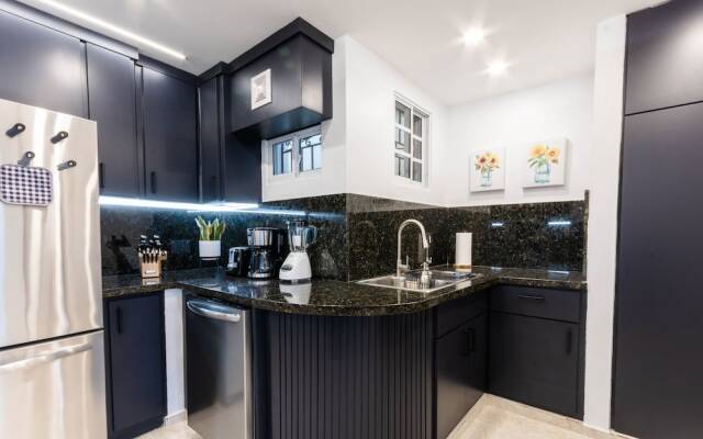 Unique & Spacious 2bdrs Luxury Condo
