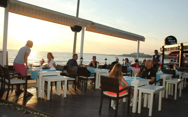 Side Beach Club Hotel