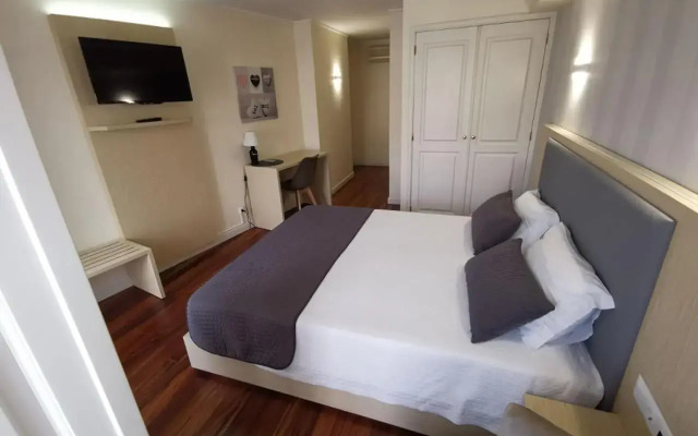 Hotel Residencial Dora