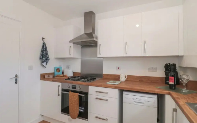 Cotswold Outlet Coach House