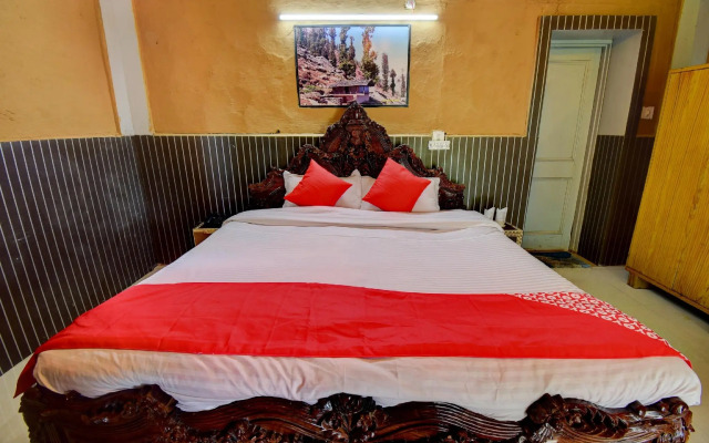 OYO 43476 Vatika Resort