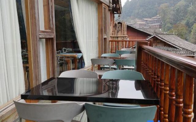 Zizai Shanju Yeshe Chain Inn