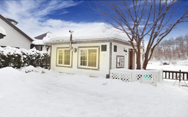 Daegwallyeongdorothy Pension