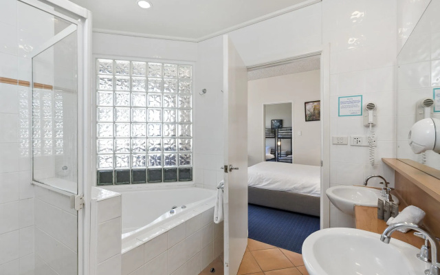 North Pier Hotel