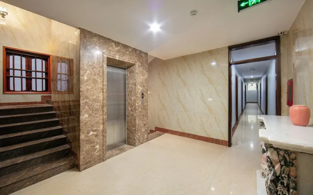 Nam Hai Hotel