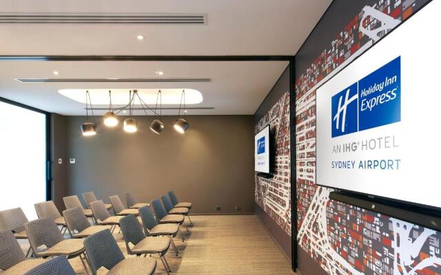 Holiday Inn Express Sydney Airport by IHG