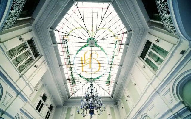 Grand Hotel