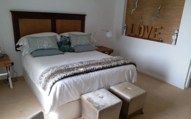 115 On Beachy Head Drive Guest House