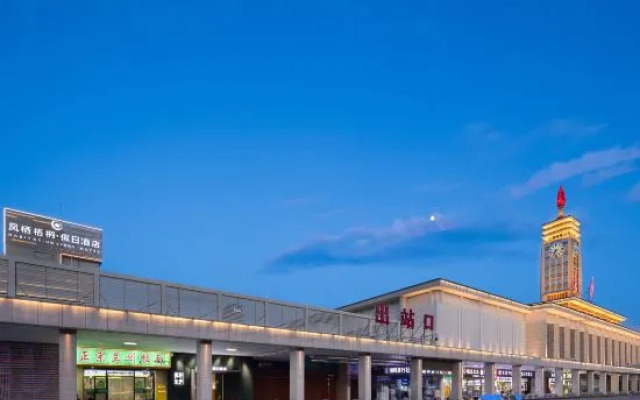 Habitata · Holiday Hotel