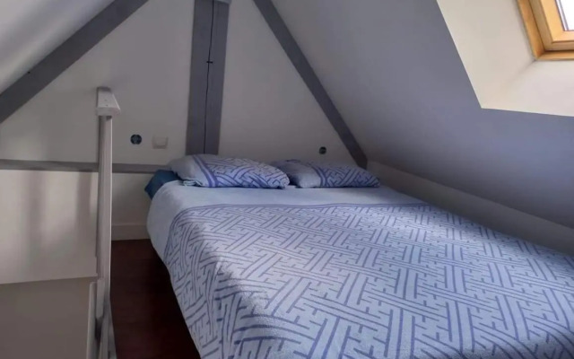 Studios face à la gare