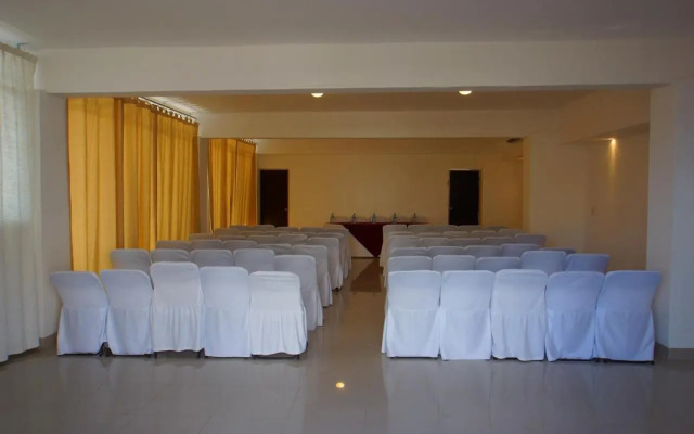 Hotel Imperial las Perlas