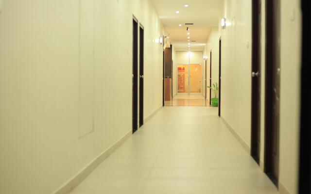 Hotel Pearl Residency