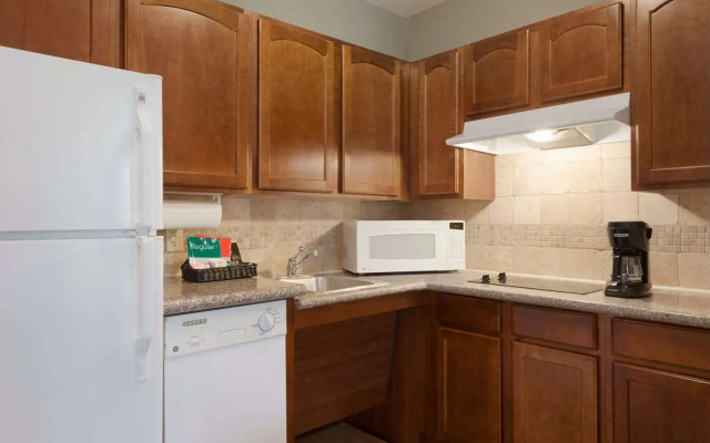 Homewood Suites Jacksonville Deerwood Park