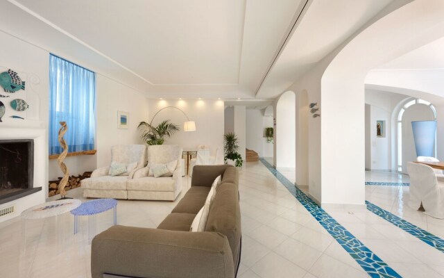 Villa Infinity