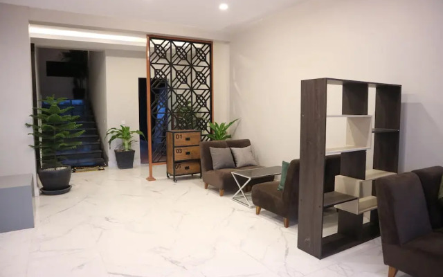 LY Residence Suite & Apartment