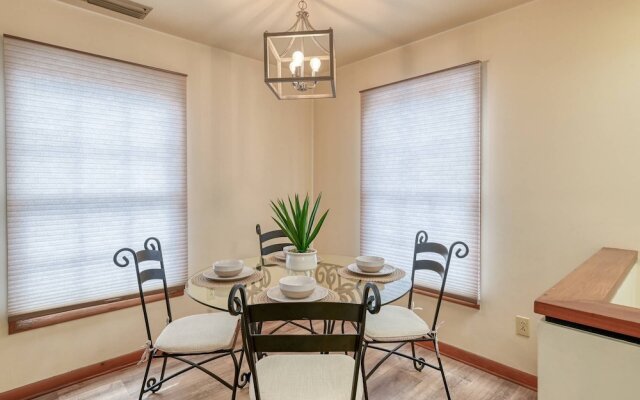 62 Hypolita Carriage House