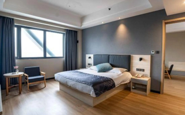 Zexi Business Hotel