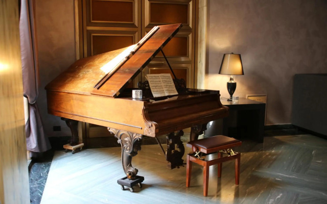 TH Roma - Carpegna Palace