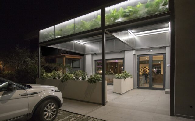 Moody smart & comfy Hotel