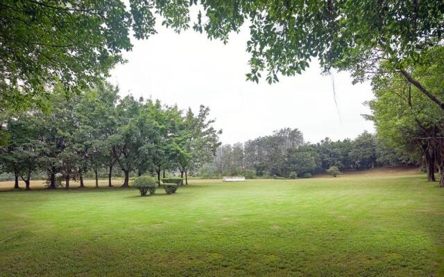 Tujia Somerset Palm Springs Chongqing Serviced Residence