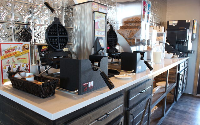 Sunlac Inn Devils Lake