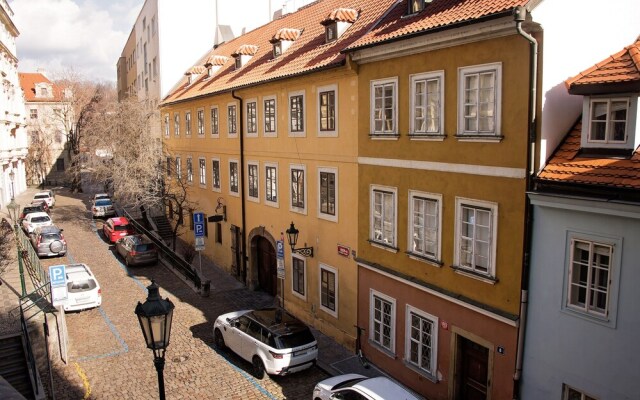 Charming Apartment Kozi Prague