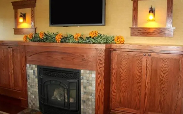 The Red Mill Inn