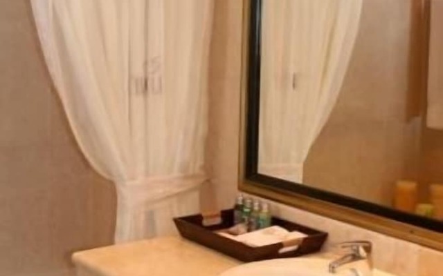 The Golf Suites