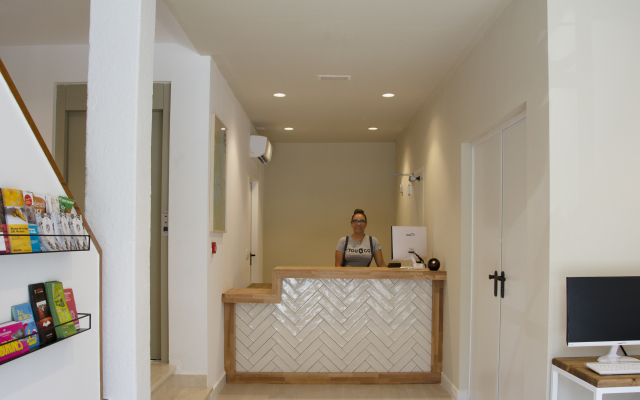 You & Co. Saler Beach Boutique Hotel