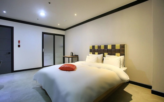 Suwon Yeongtong SG Hotel