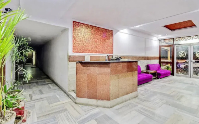 OYO 29077 Hotel Ratandeep