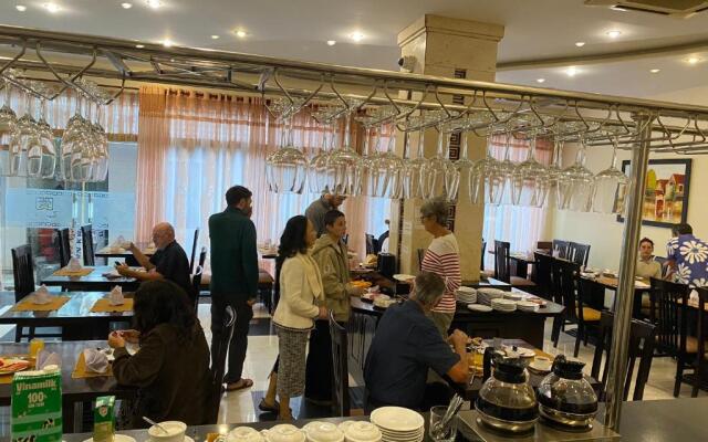 Than Thien Friendly Hotel