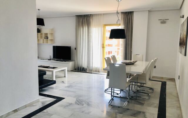 Rentcostadelsol Apartamento Fuengirola Dona Sofia 5A