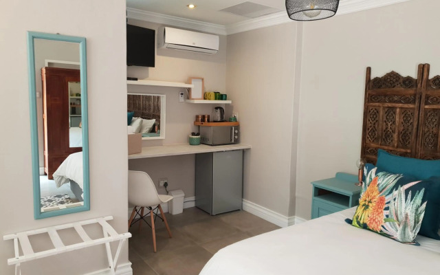 Open plan room Waterkloof Glen