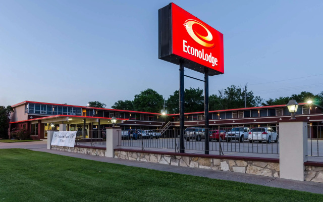 Econo Lodge Winfield