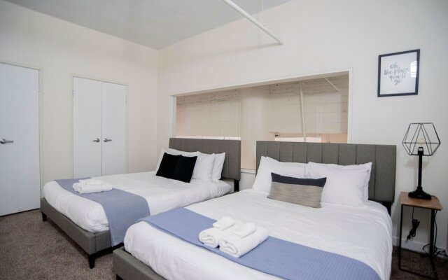 3BR CozySuites TheBlock-SkybridgeAccess2