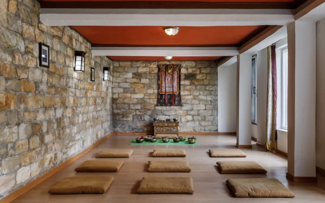 Shambaling Hotel