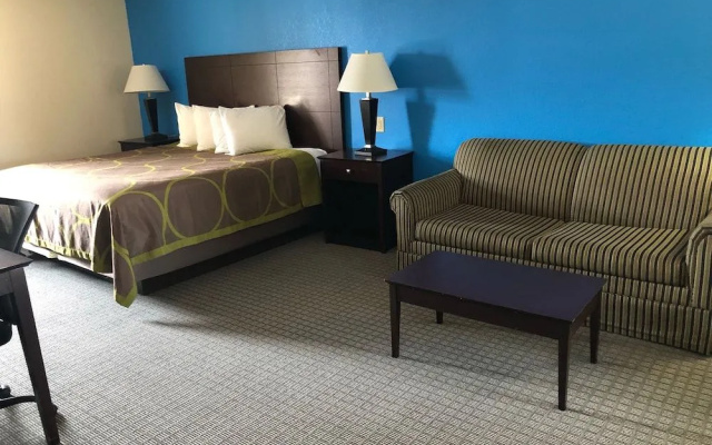 AmeriVu Inn & Suites