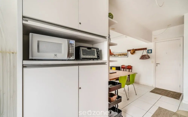 Beachfront apt BC Center Close to Attract. Aco803