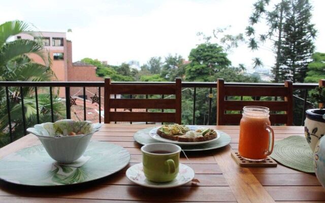 Soul Garden Yoga Hostel & Art Café