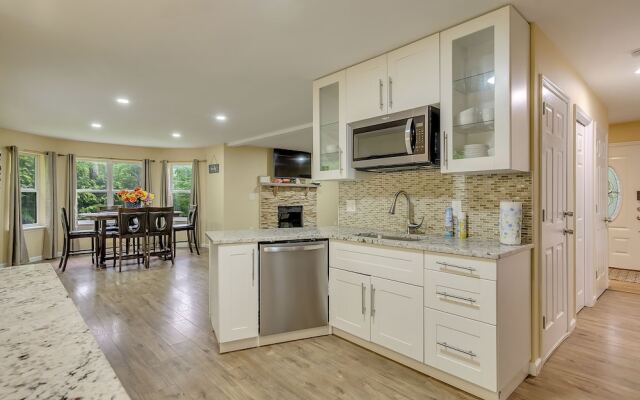 Holiday Home Near Lake and Pool