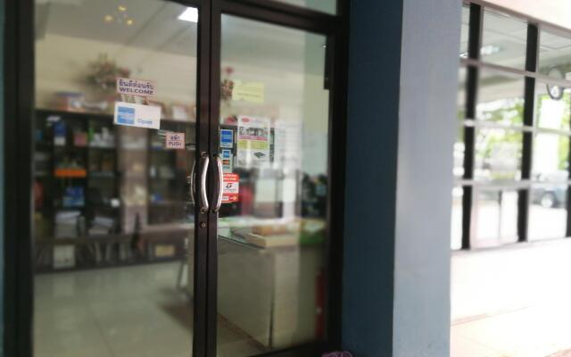 Komol Residence Bangkok