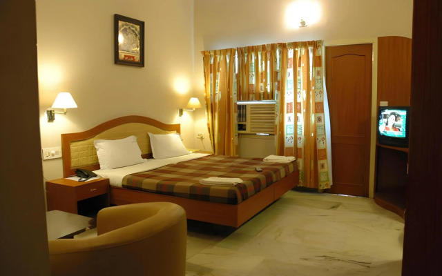 Hotel Saradharam
