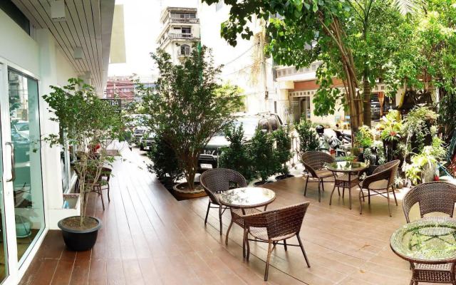 Nantra Silom