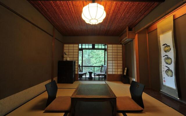 Yuzuya Ryokan