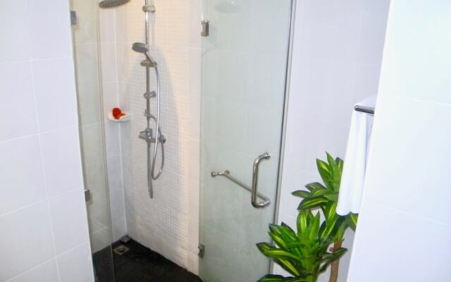 Bayshore Patong Studio